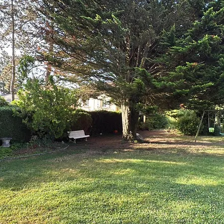 Le Repaire Du Bas, Jardin Et Serenite *